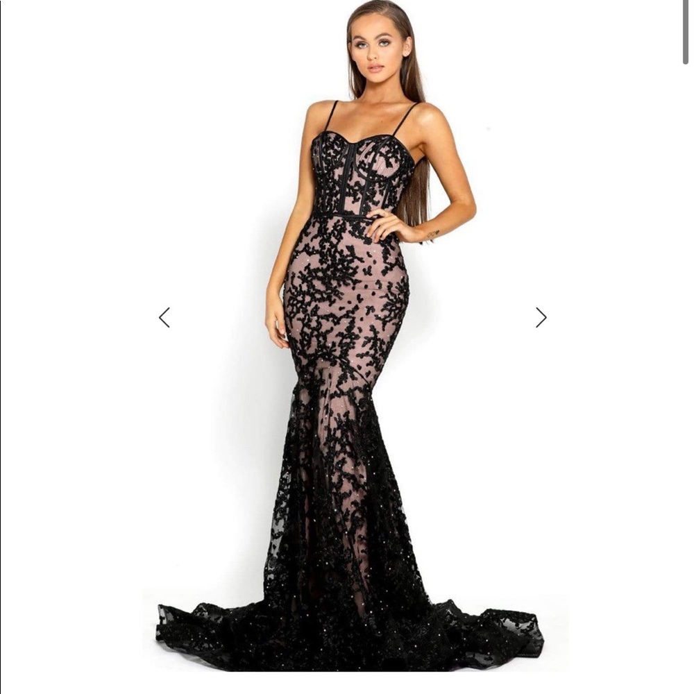 Portia And Scarlett - Beaded Bustier Bodice Lace Dress
